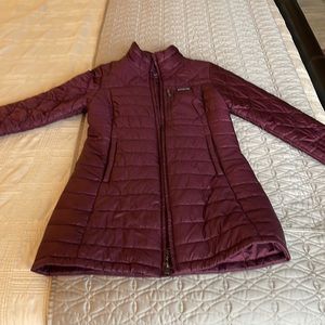 Women’s Patagonia Radalie Parka worn twice size small excellent condition